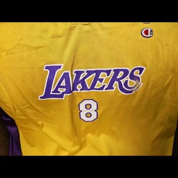 Vintage NBA Kobe Bryant Champion Lakers Jersey Size XXL Number 8 - Picture 5 of 7